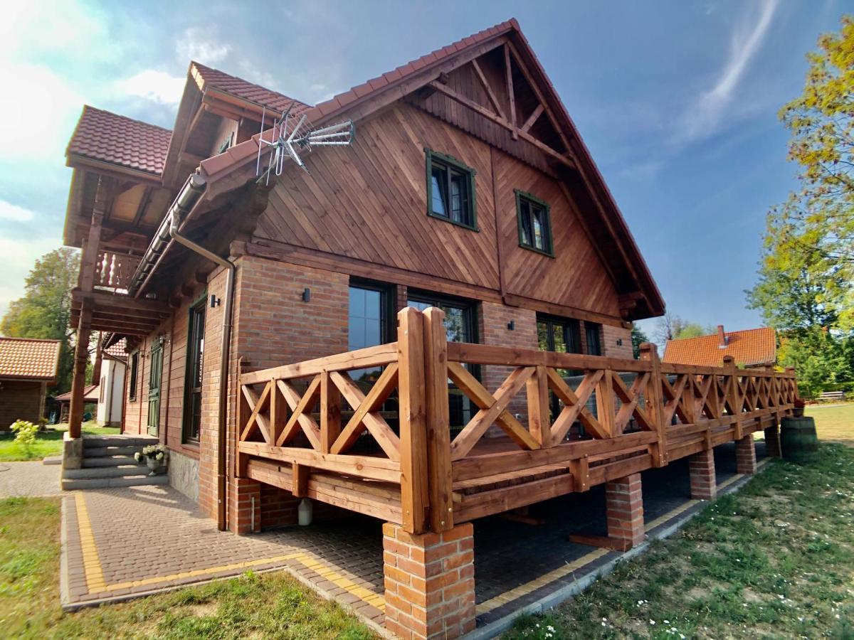 Wypoczynek Pod Lipami Bed & Breakfast Ruciane-Nida Exterior photo