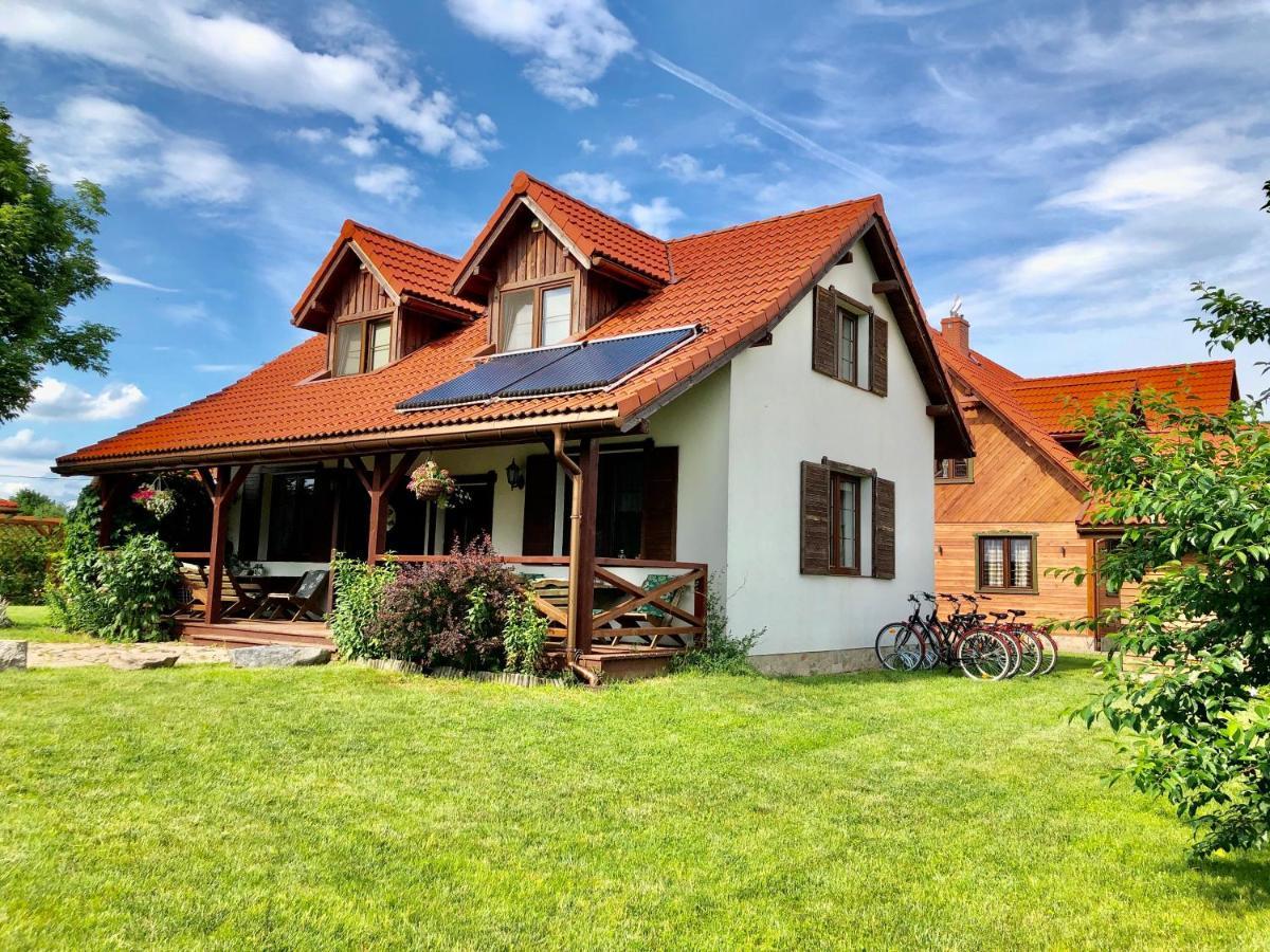 Wypoczynek Pod Lipami Bed & Breakfast Ruciane-Nida Exterior photo